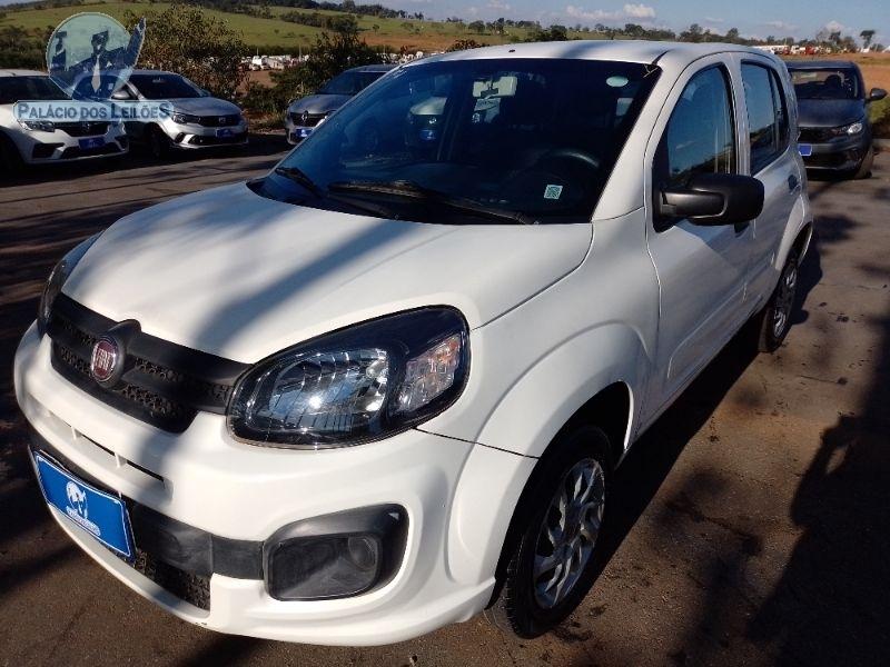 LOTE 28 FIAT/UNO ATTRACTIVE 1.0 FLEX 2020/2021